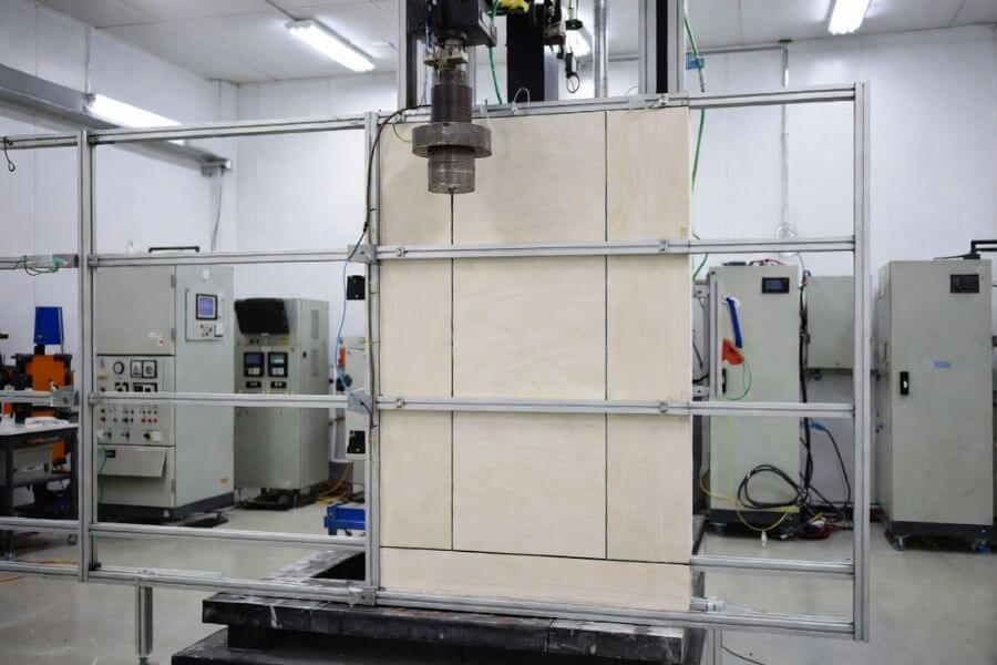 aluminium composite panel facade system testing in laboratory environment