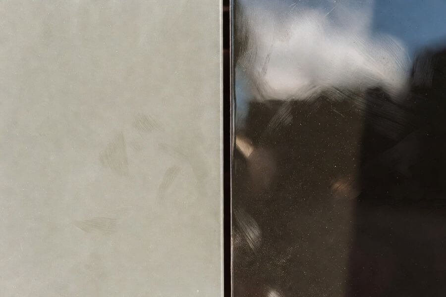 matte vs gloss ACP maintenance difference fingerprints and surface visibility matte vs gloss ACP maintenance difference fingerprints and surface visibility