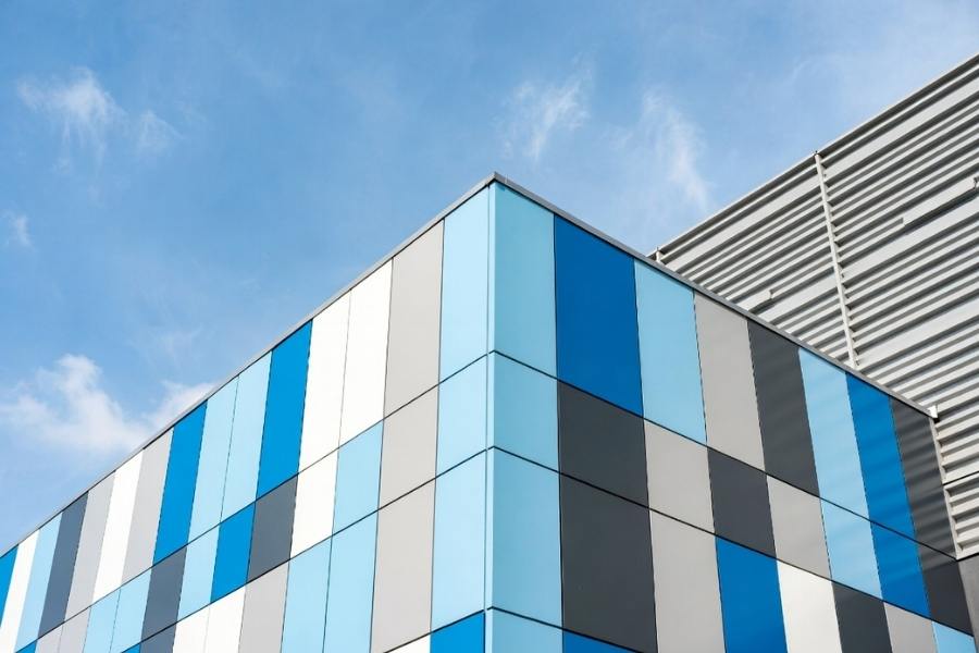 architectural façade design using aluminum composite panel systems